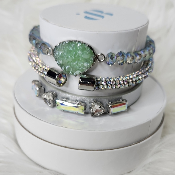 3 Bracelet Set - Fancy Finding You - Iridescent, Silver, and Mint green - Picture 3 of 5